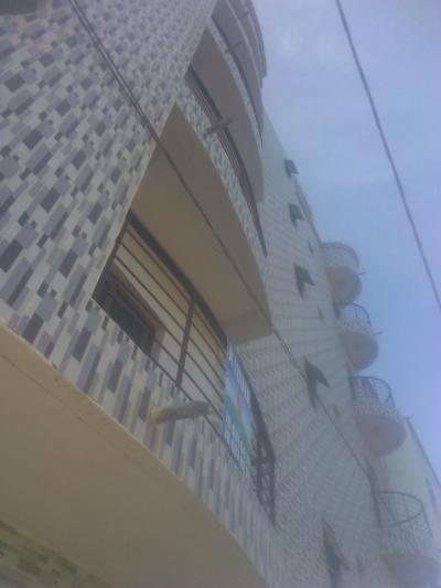 APPARTEMENTS A LOUE ZAC MBAO PRES DE BRIOCHE DOREE