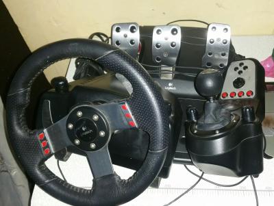 Volant Logitech g27 