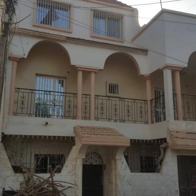 Vendre  villa R+2 à  sacré cœur 3