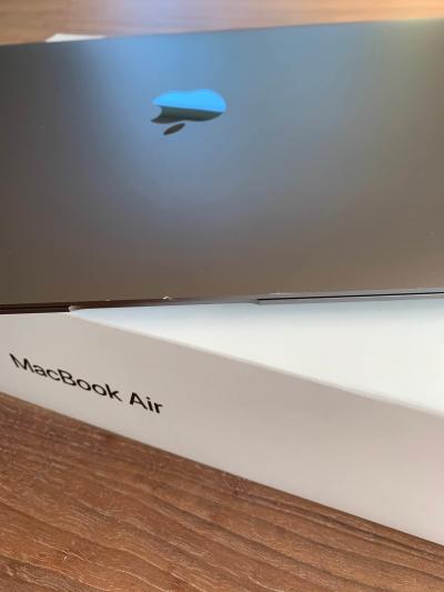 MacBook Air 2018 Touch ID 