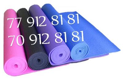 Tapis yoga et gymnastique au sol