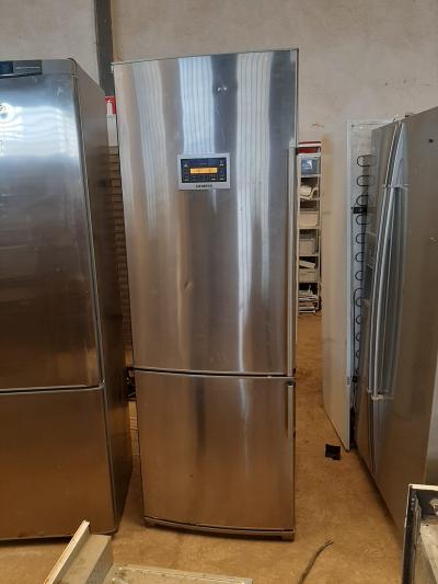 Frigo de la marque Siemens à vendre