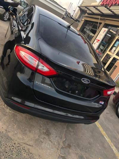 Ford fusion essence