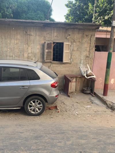 Villa de 190m2 a démolir a derklé