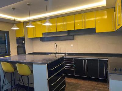 Belle villa r+1 aux almadies 