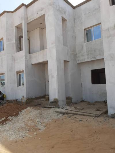 Des villas de 250m2,  f5 a bambilor 