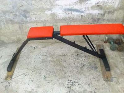 Banc inclinée de musculation