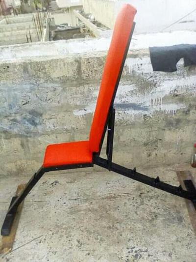 Banc inclinée de musculation