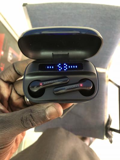 écouteurs bluetooth samsung powerbank