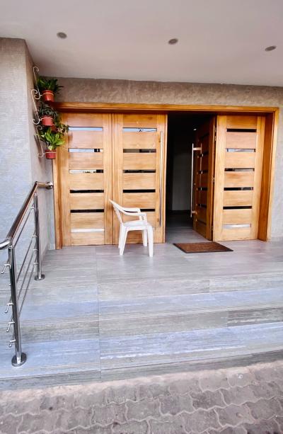 Appartement haut standing au point E/vue sur Dakar