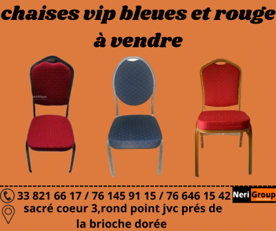 CHAISES VIP BLEUES ET ROUGES A VENDRE