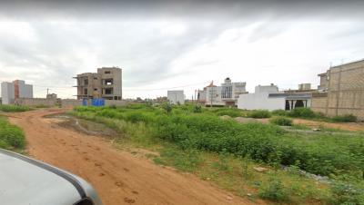 Terrain de 150m² aux Almadies 2 