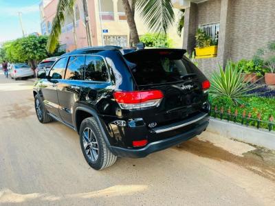 GRAND CHEROKEE 2017 A VENDRE