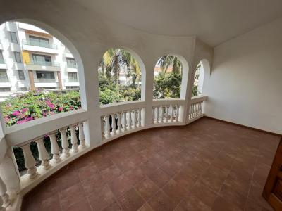 Belle villa almadies 