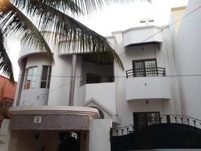 Belle villa r+1 à nguor almadies 
