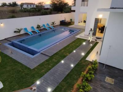 Belle villa meublée à louer à saly