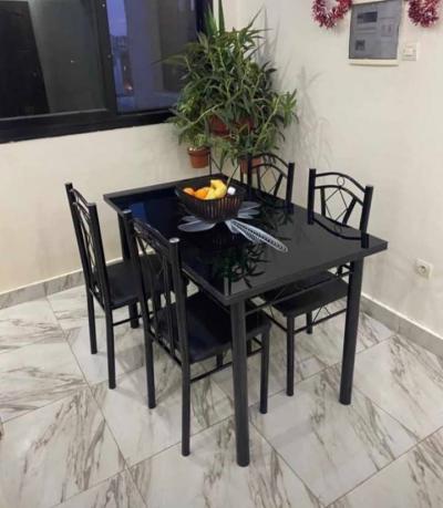 Table à manger 4 places