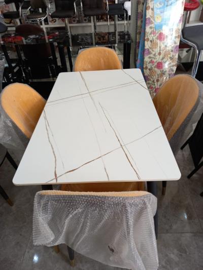Table à manger 4 places