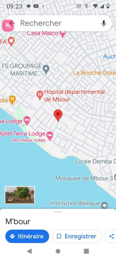 terrain de 500 metres carres a mbour