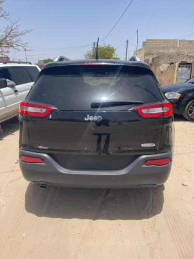 Jeep Cherokee Latitude 2018 VENANT
