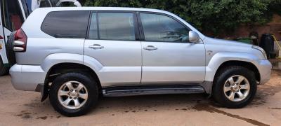 TOYOTA PRADO A VENDRE
