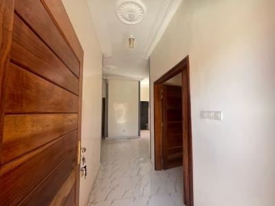 Des Villas en Location-Vente a Ndiakhirate