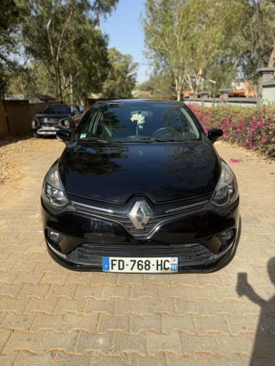 Renault Clio 4 TCD Limited. Essence, boite manuel.