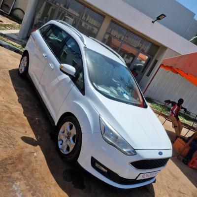 Ford Grand CMaX 2017