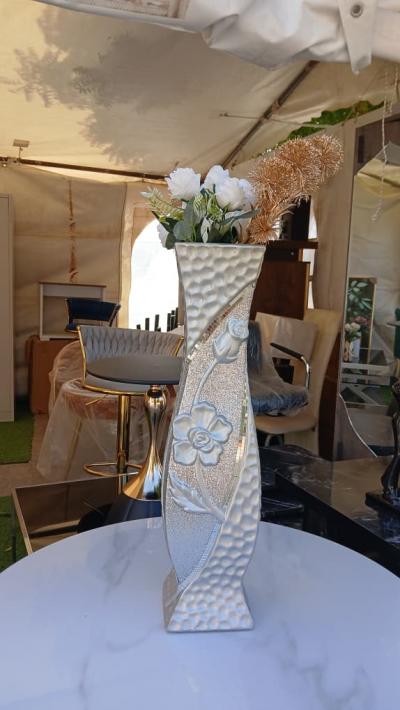 Vases et pots de fleurs 26J7