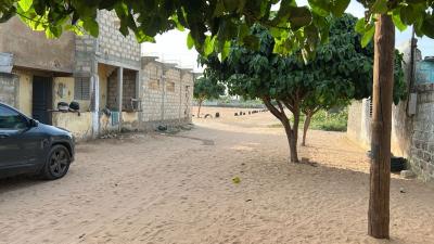 Terrain 300 mètres carrés à vendre à Mbour Sé